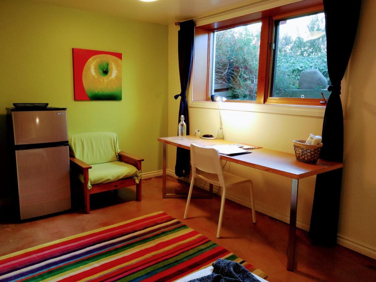 U Of A Homestay, Trails & Whyte Ave Edmonton Buitenkant foto